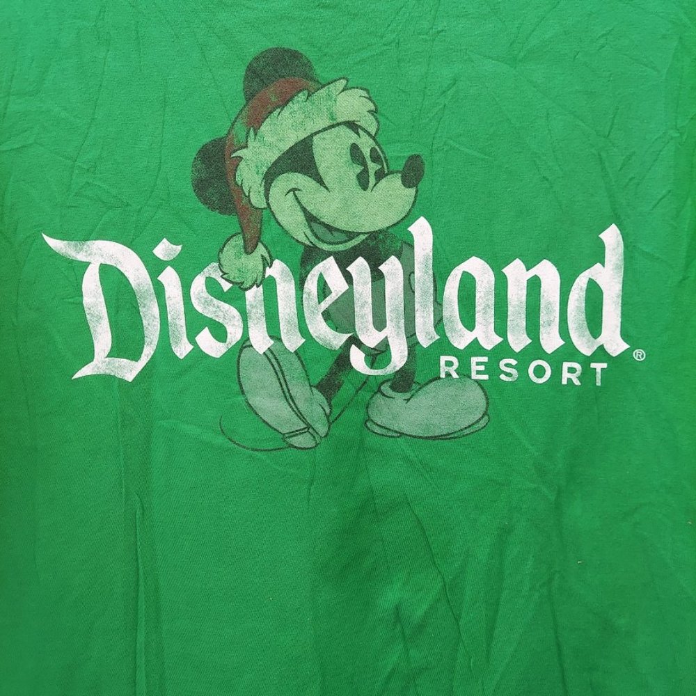 Men’s Green Mickey Mouse Santa T Shirt XL Green Disney Parks Tee -F10